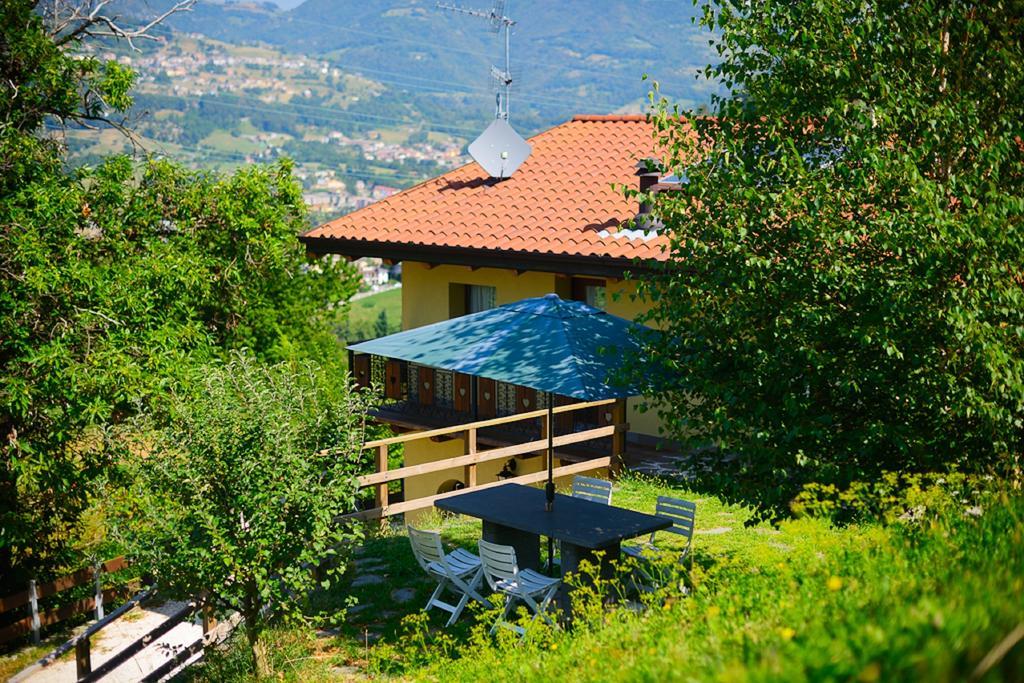 Bed And Breakfast Montino Cene Екстер'єр фото