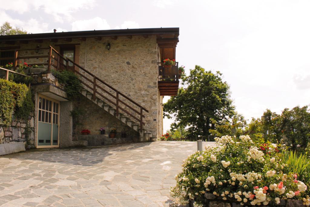 Bed And Breakfast Montino Cene Екстер'єр фото